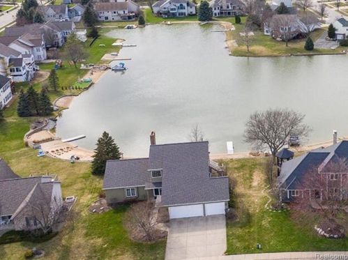 3975 Piute Dr, Wyoming MI exterior