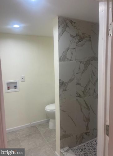 2512 Marshall St, Philadelphia PA 19120-3739 exterior