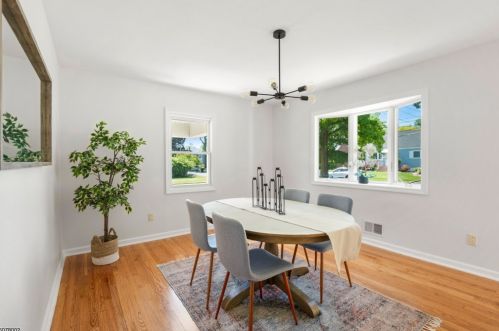 54 Lexington Blvd, Clark, NJ 07066-1521