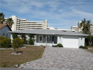 5933 Beverly Dr, Port Richey FL  34667-1508 exterior