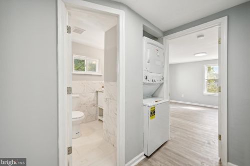 6240 Clayton Ave, Camden NJ 08109-1305 exterior