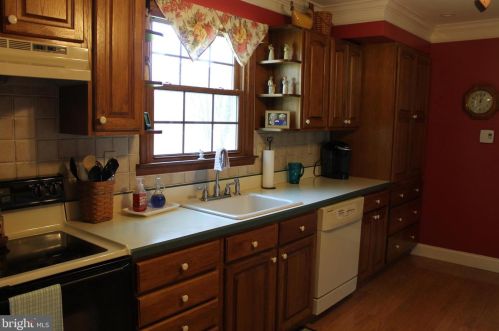 1751 Old Bethlehem Pike, Quakertown PA 18951-2375 exterior