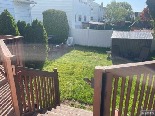 436 Taylor Ave, South Hackensack NJ  07606-1522 exterior