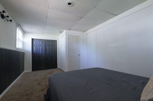 7046 58, Milwaukee WI 53218-4247 exterior