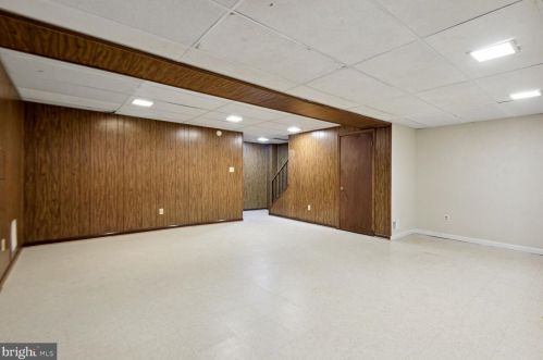 5840 Berkshire Ct, Alexandria VA 22303-1630 exterior