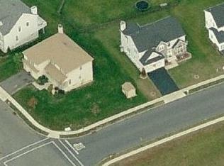 60 Buckley Hill Dr, Delaware Park, NJ 08865-2129