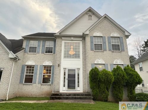 26 Morning Glory Ln, Edison, NJ 08820-4428