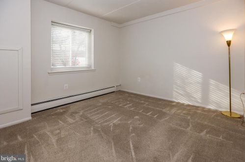 280 Bridgewater Rd, Chester PA 19014-2957 exterior