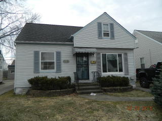 16016 Edgewood Ave, Cleveland OH  44137-3918 exterior