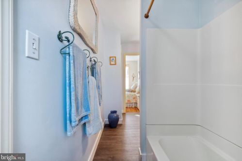 402 Olive St, Media PA 19063-2812 exterior