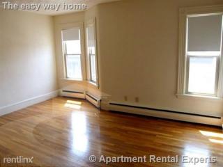 195 Concord Ave, Cambridge MA  02138-2361 exterior