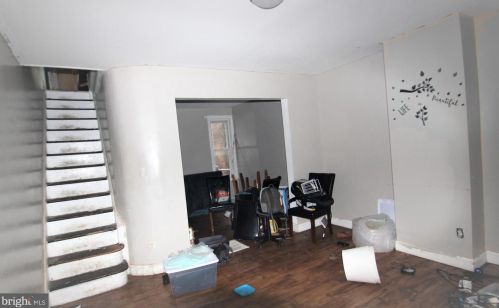 6114 Chancellor St, Philadelphia, PA 19139-3702