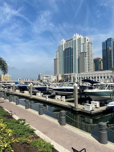 371 Channelside Dr, Tampa FL 33602 exterior