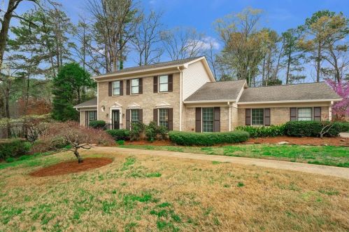 3514 Castlehill Ct, Tucker, GA 30084-3201