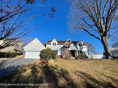 1 Karen Ct, West Long Branch NJ  07764-1224 exterior