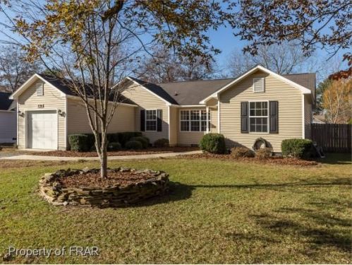 110 Pecan Ln, Aberdeen, NC 28315-3743