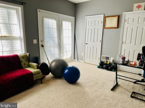 1637 Treetop Vw Ter, Silver Spring MD 20904-4213 exterior