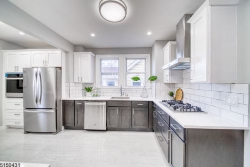 72 Hughes St, Maplewood NJ  07040-3304 exterior