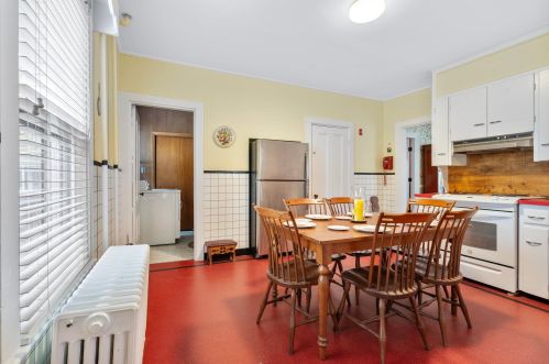 36 Morning St, Portland ME 04101-4429 exterior