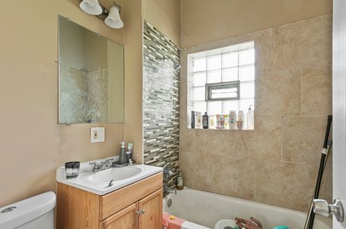 5641 Morgan St, Chicago IL  60621-1535 exterior