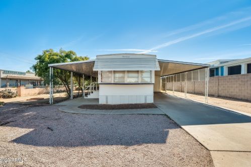 1549 Anderson Dr, Phoenix AZ  85022-2021 exterior