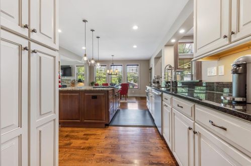 12531 Ridgefield Dr, Saint Louis MO 63131-3622 exterior