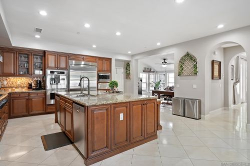 11243 Deprise Cv, San Diego CA 92131-4252 exterior