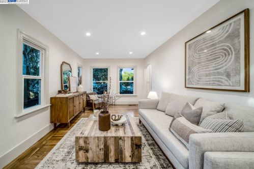 1112 Kains, Berkeley CA 94706-1218 exterior