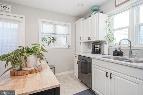 1321 Berks St, Philadelphia PA  19125-2813 exterior