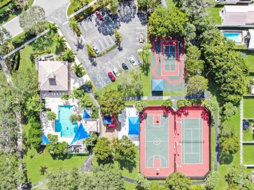 8273 Bermuda Sound Way, Boynton Beach FL 33436-1727 exterior