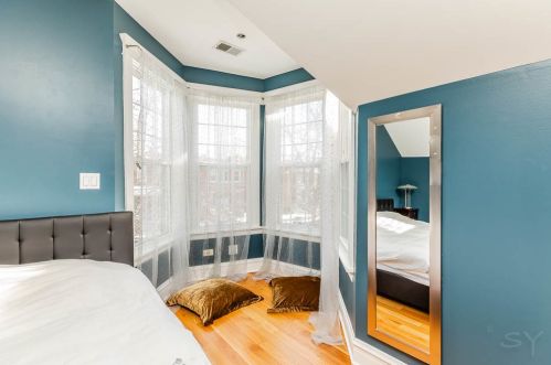 3852 Central Park Ave, Chicago IL 60629-4343 exterior