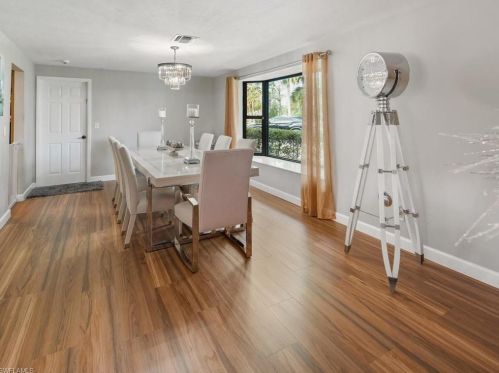 2550 16 Ave, Naples FL 34120-5492 exterior