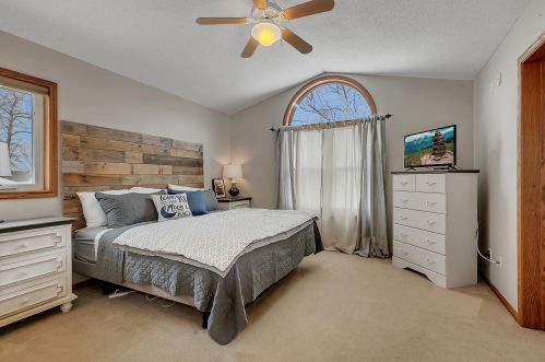 1314 Dl St, Saint Joseph MN 56374-8519 exterior