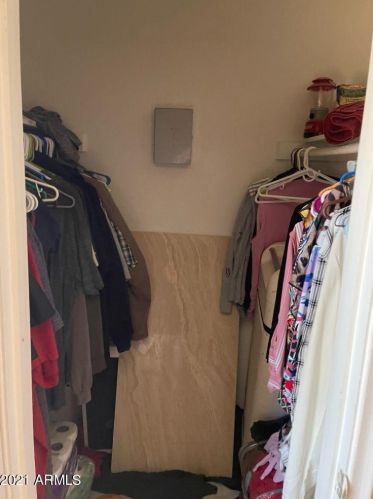 2725 Beck Ln, Phoenix AZ 85032-4255 exterior