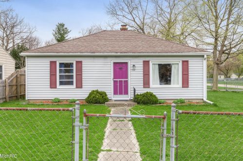 726 Edison St, Kalamazoo MI  49004-3414 exterior