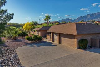 4945 Paseo Del Bac, Tucson AZ  85718-6832 exterior