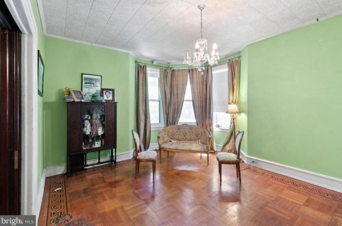 27 Perdicaris Pl, Trenton, NJ 08618-5601