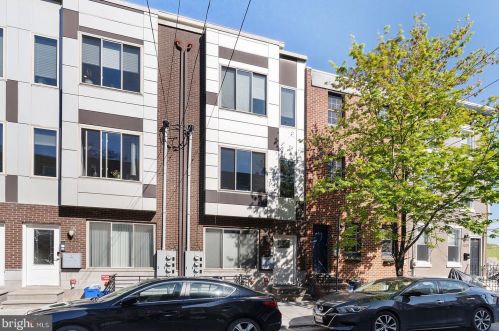 1025 18th St, Philadelphia PA 19146-1923 exterior