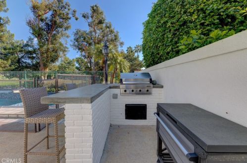 12080 Riviera, Tustin CA  92782-1203 exterior