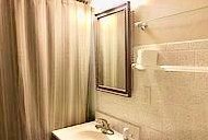 4054 71, Milwaukee WI 53220-2304 exterior