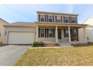 1850 Clover Meadow Dr, Chaska, MN 55318-5400