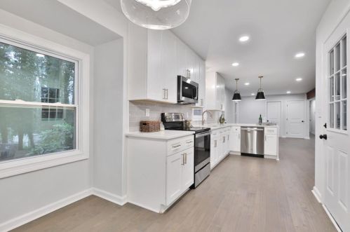 2898 Crk Dr, Duluth GA 30096-3848 exterior