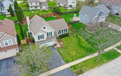 1539 Stockton Ln, Bull Valley IL 60014-2022 exterior