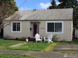 7936 10th Ave, Seattle WA  98106-2111 exterior