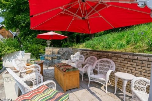 69 Shore Trl, Sparta NJ  07871-1714 exterior