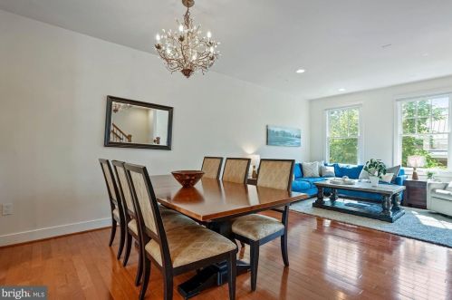 715 Alfred St, Alexandria VA 22314-1825 exterior