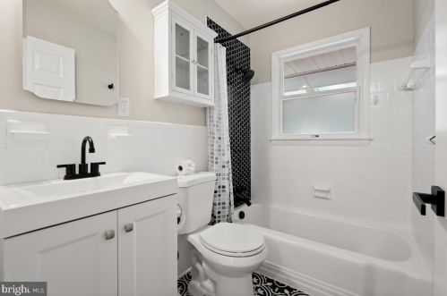 5109 Avoca Ave, Ellicott MD  21043-6614 exterior