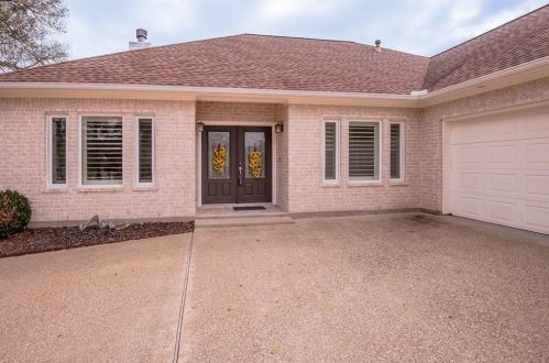 110 18 St, Huntsville TX 77340-4370 exterior