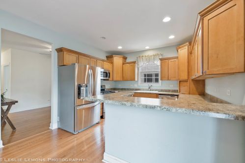 11720 Komensky Ave, Chicago IL 60623-2736 exterior