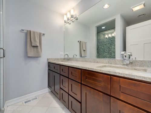 3425 Dickens Ave, Chicago IL 60647-3714 exterior